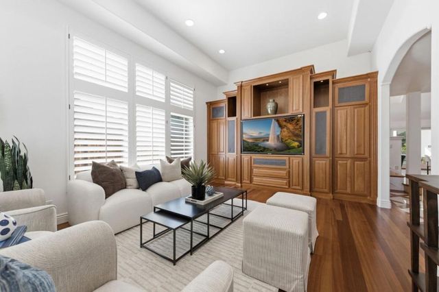 105 Calle El Padre, Los Gatos, CA 95032