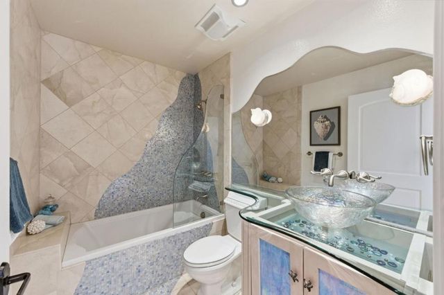 105 Calle El Padre, Los Gatos, CA 95032