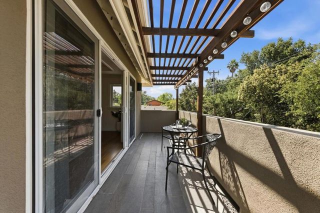 105 Calle El Padre, Los Gatos, CA 95032