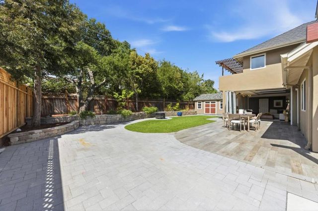 105 Calle El Padre, Los Gatos, CA 95032