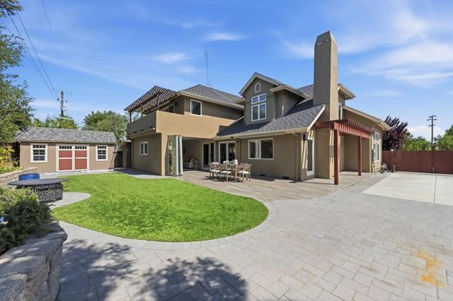 105 Calle El Padre, Los Gatos, CA 95032