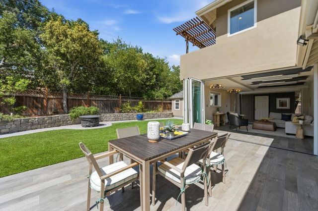 105 Calle El Padre, Los Gatos, CA 95032