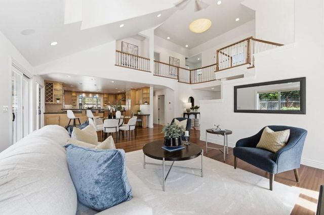 105 Calle El Padre, Los Gatos, CA 95032