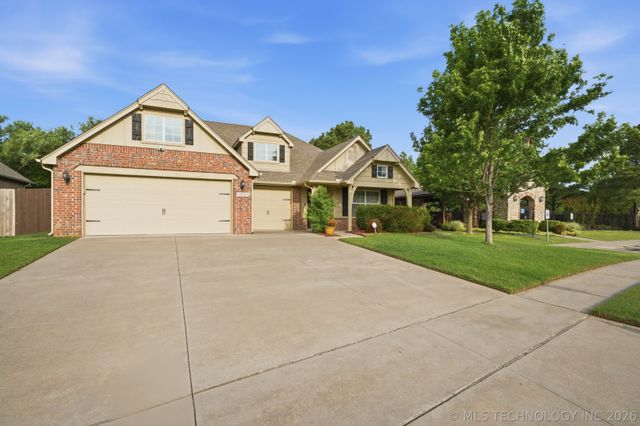 10586 N 121st East Avenue, Owasso, OK 74055
