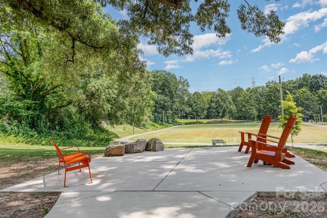 1318 Enderly Road, Charlotte, NC 28208