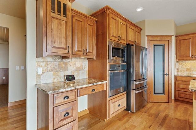 10321 N Navaho Dr, Spokane, WA 99208