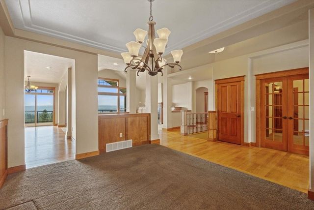 10321 N Navaho Dr, Spokane, WA 99208