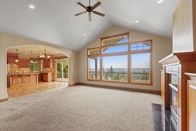 10321 N Navaho Dr, Spokane, WA 99208