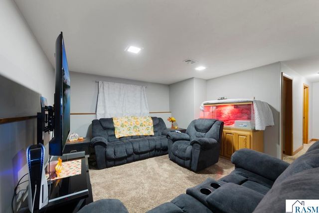 2059 Roe Crest Drive, North Mankato, MN 56003