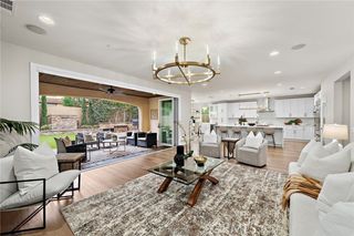 106 Fieldwood, Irvine, CA 92618