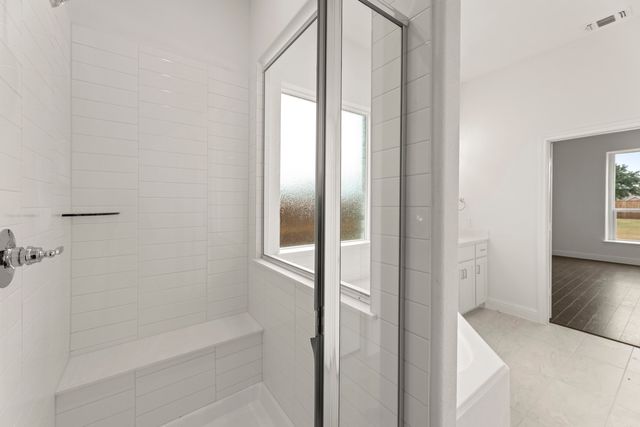 403 Heritage Hill Drive, Forney, TX 75126