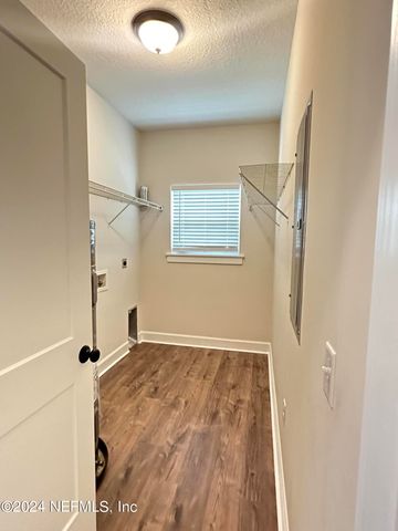 27492 W 3RD Avenue, Hilliard, FL 32046