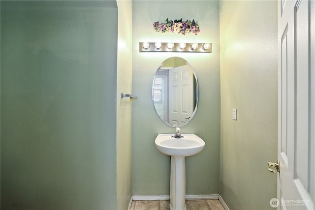 9020 178th Street Ct E, Puyallup, WA 98375