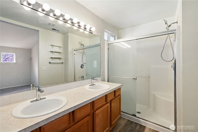 9020 178th Street Ct E, Puyallup, WA 98375