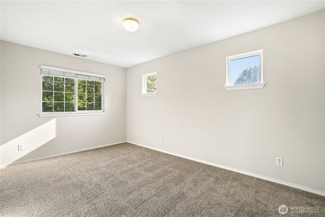 9020 178th Street Ct E, Puyallup, WA 98375