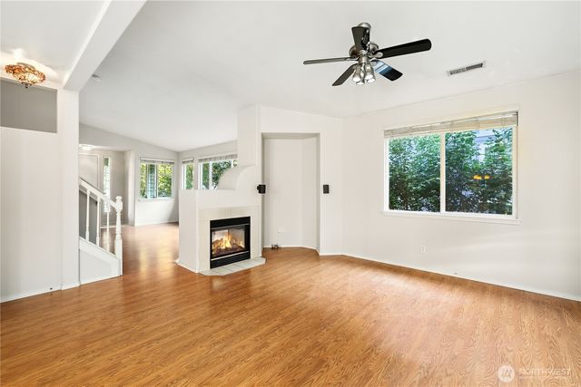 9020 178th Street Ct E, Puyallup, WA 98375