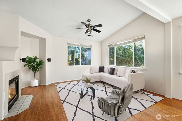 9020 178th Street Ct E, Puyallup, WA 98375