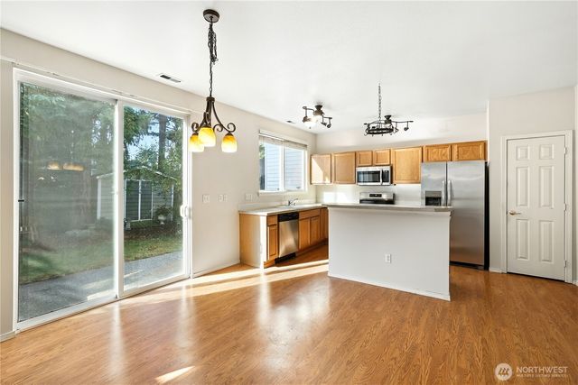 9020 178th Street Ct E, Puyallup, WA 98375