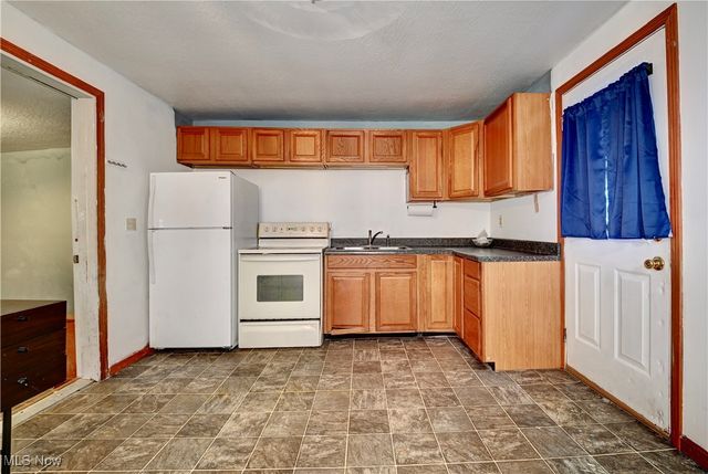 318 Bank Street, Dennison, OH 44621