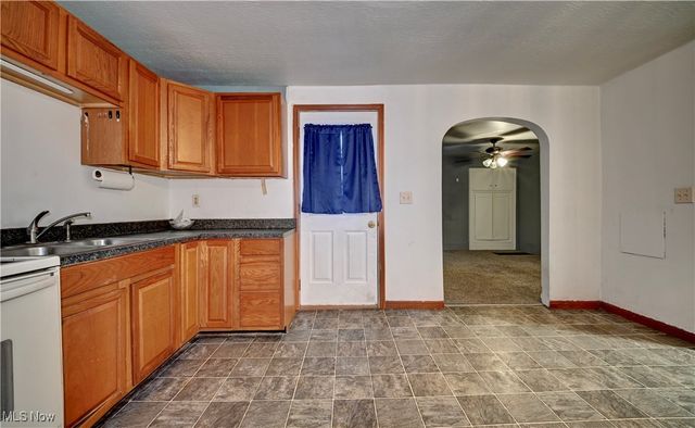 318 Bank Street, Dennison, OH 44621