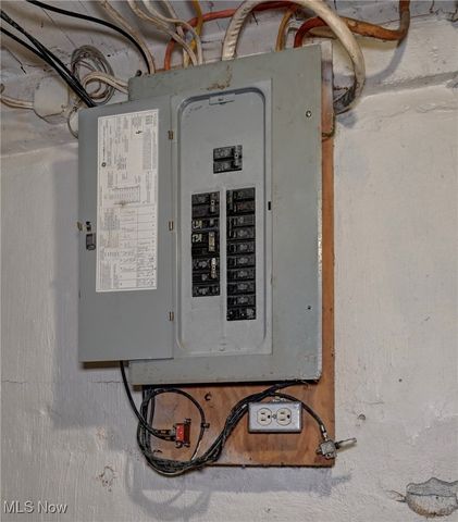 318 Bank Street, Dennison, OH 44621