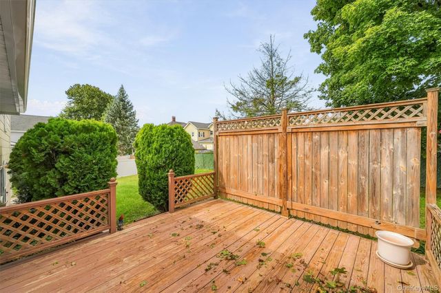 224 Bleloch Avenue, Peekskill, NY 10566