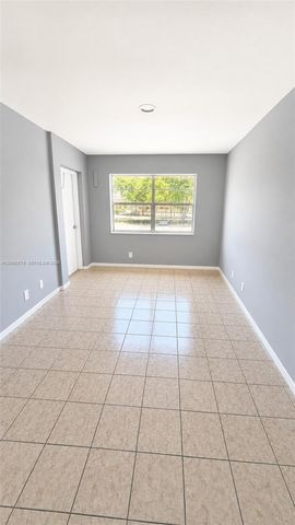 4168 NW 90th Ave 205, Coral Springs, FL 33065
