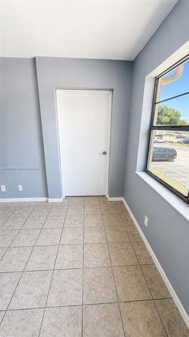 4168 NW 90th Ave 205, Coral Springs, FL 33065