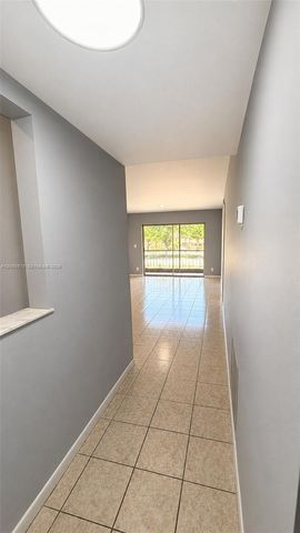 4168 NW 90th Ave 205, Coral Springs, FL 33065