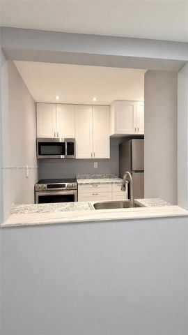 4168 NW 90th Ave 205, Coral Springs, FL 33065