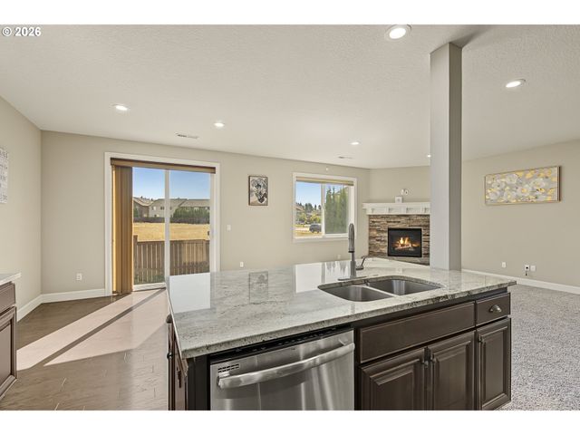 17230 Nw CATALPA St, Portland, OR 97229