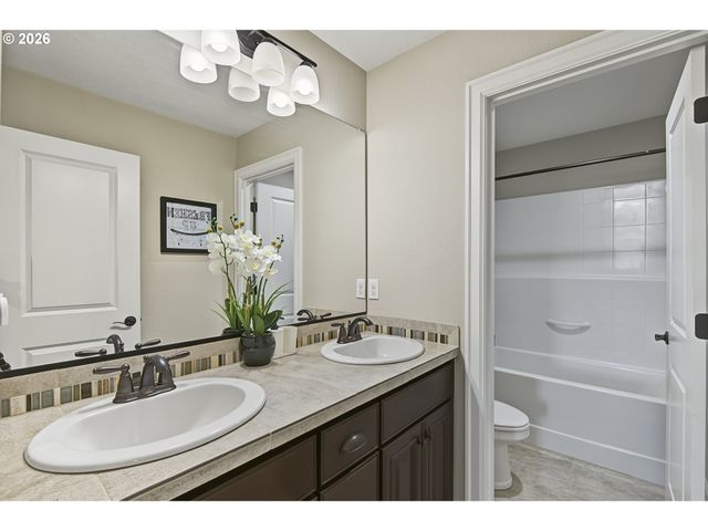 17230 Nw CATALPA St, Portland, OR 97229