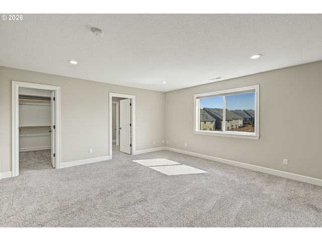 17230 Nw CATALPA St, Portland, OR 97229