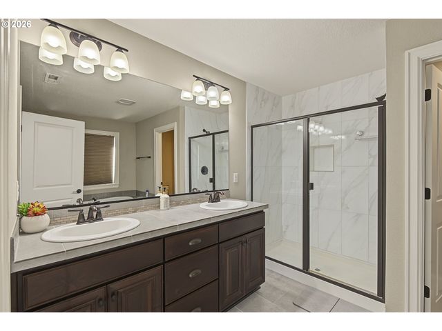 17230 Nw CATALPA St, Portland, OR 97229