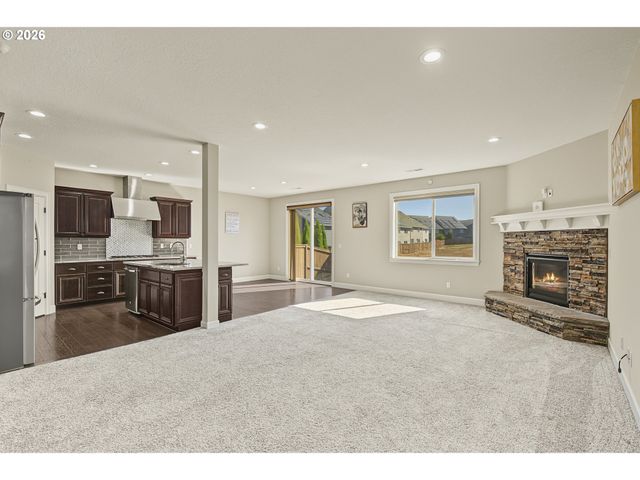 17230 Nw CATALPA St, Portland, OR 97229