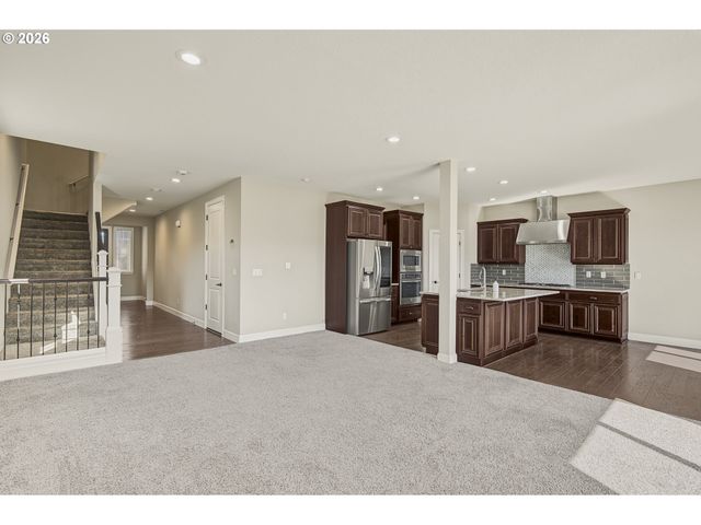 17230 Nw CATALPA St, Portland, OR 97229