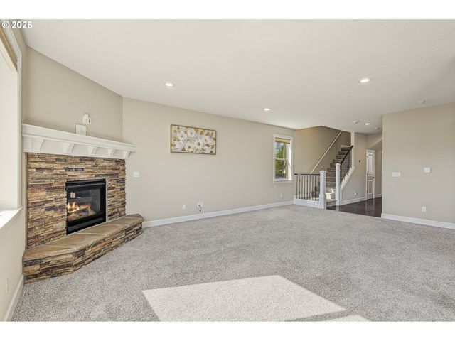 17230 Nw CATALPA St, Portland, OR 97229