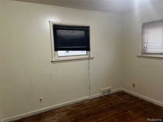 18721 Chandler Park Drive, Detroit, MI 48236