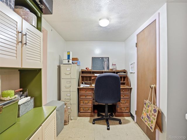 12601 Masonic Boulevard, Warren, MI 48093