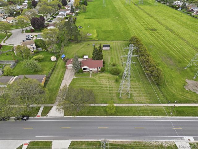 12601 Masonic Boulevard, Warren, MI 48093