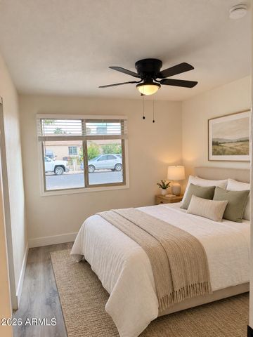 8108 W TRAFALGAR Avenue, Phoenix, AZ 85033