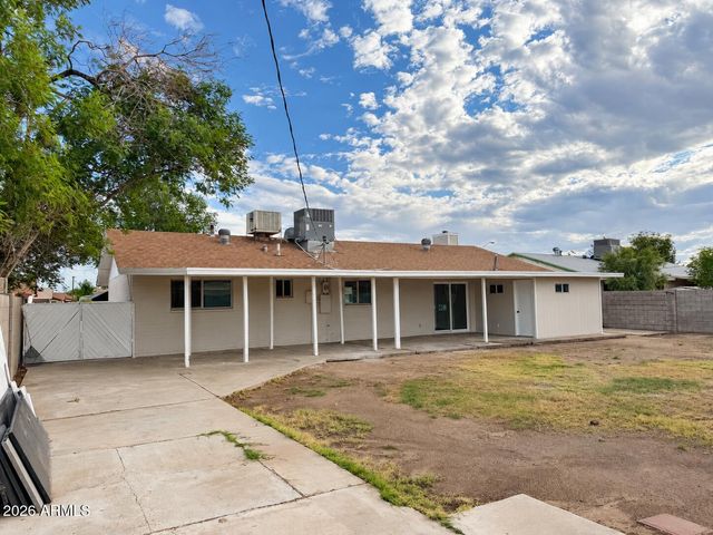 8108 W TRAFALGAR Avenue, Phoenix, AZ 85033