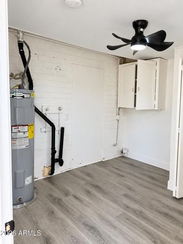 8108 W TRAFALGAR Avenue, Phoenix, AZ 85033
