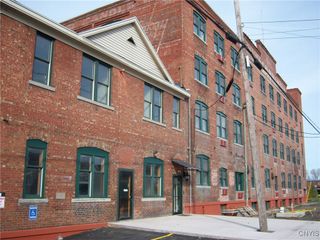 617 East Hiawatha Boulevard 10, Syracuse, NY 13208