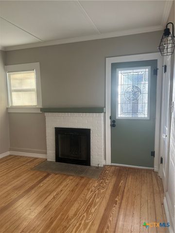 308 N 9th Street, Gatesville, TX 76528