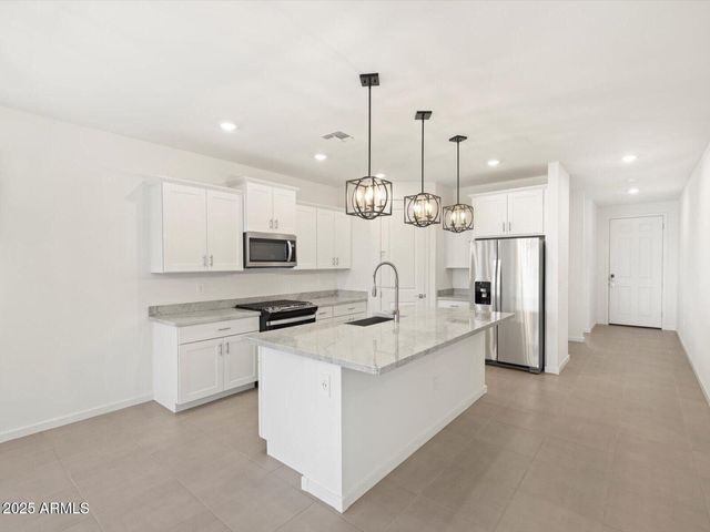 4287 W JEANETTE Lane, San Tan Valley, AZ 85144