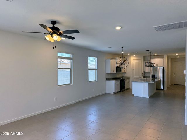 4287 W JEANETTE Lane, San Tan Valley, AZ 85144