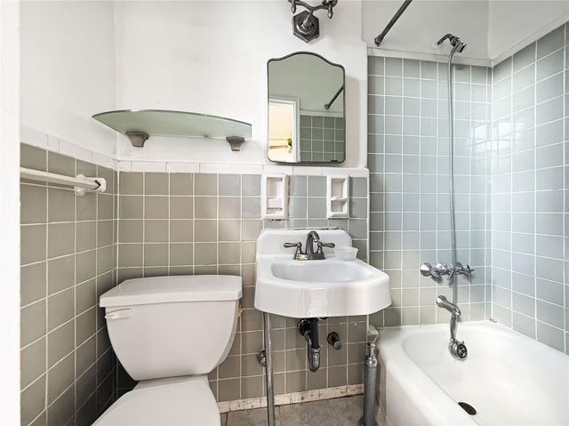 1480 Thieriot Avenue 5L, Bronx, NY 10460