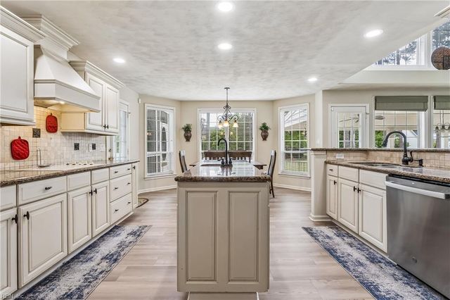 637 Westminster RCH, Smithfield, VA 23430