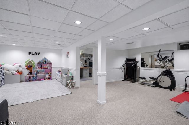36 Lynn Ct, North Brunswick Twp., NJ 08902